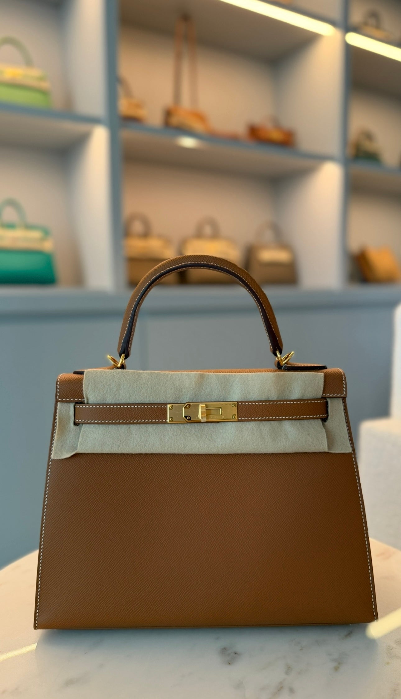 Hermès Kelly 28 Gold Epsom