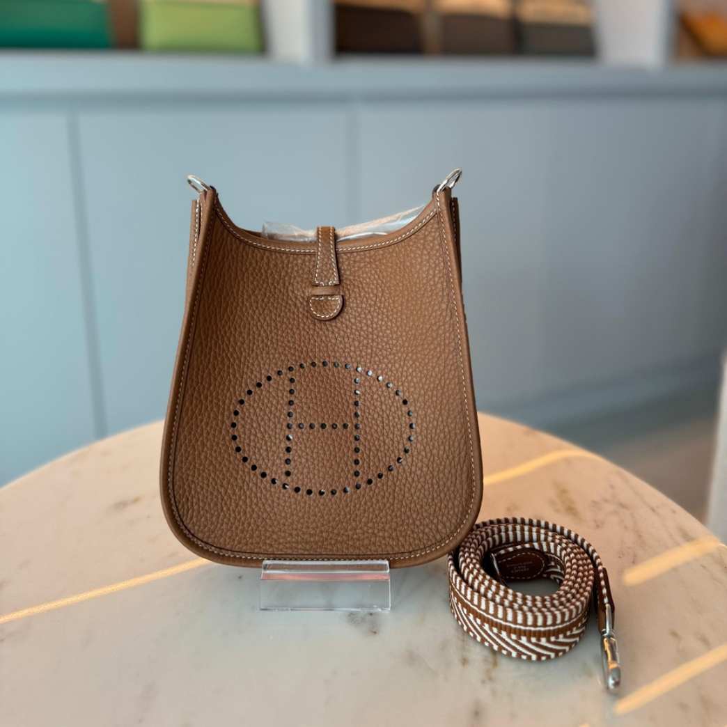 Hermès Evelyn 19 (Mini) Gold Clemence